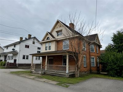 208 S Prospect St