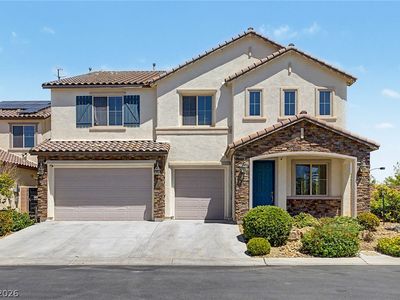 10104 Amana Oaks Ave