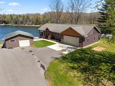 N8772 Beauleau Lake Ln
