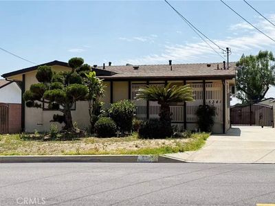 5341 Golden West Ave