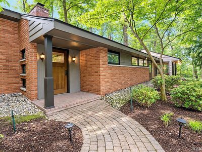 3310 Dogwood Ct