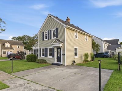 10 Alden Ave