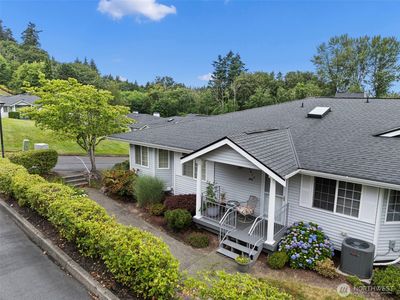 3812 Snyder Lane #15B