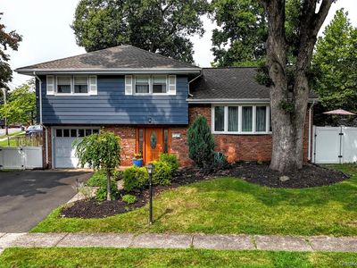 3 Forest Knoll Drive