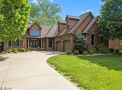 9 Henderson Ln