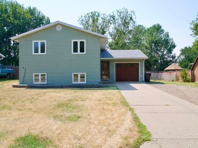 3 Penenah Dr