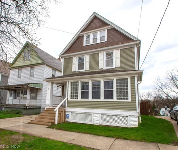3425 Highview Ave