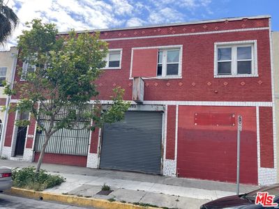 2720 W 54th St
