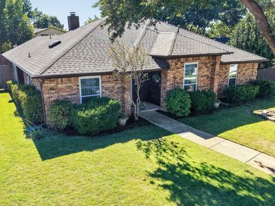 2016 Robin Hill Ln