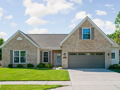 123 Paragon Ln