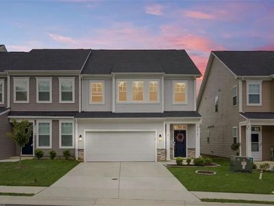 2210 Fallon Cir