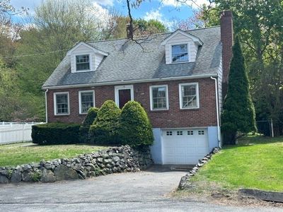 Property at 14 Locust St, Woburn, MA