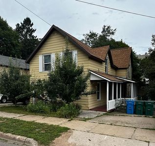 420 W Baraga Ave