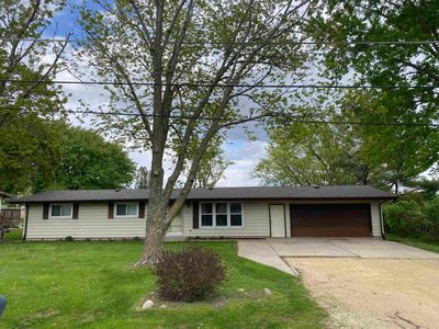 1367 Robert Dr