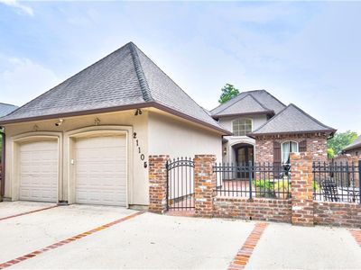 21105 Waterfront East Dr