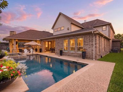 6 Birch Canoe Dr