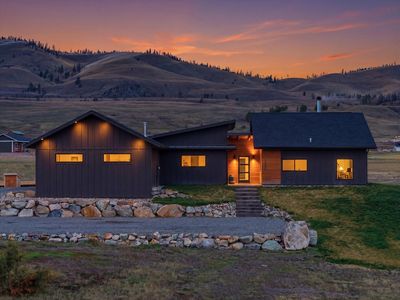25567 Three Moon Dr