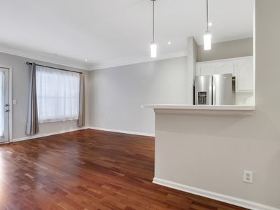 2700 Pine Tree Rd NE UNIT 2215