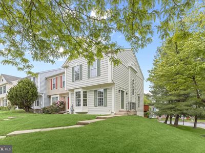 1 Woodhollow Ct