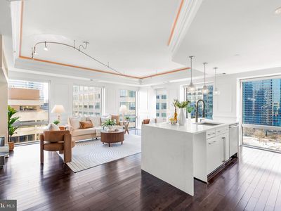 1111 19th St N APT 1707