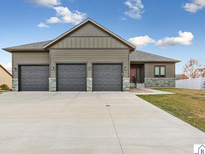 Property at 1929 Lexington Ln, North Mankato, MN