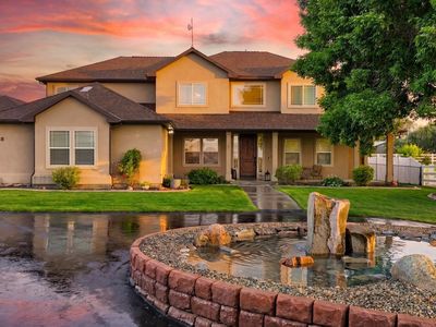 8858 Stardust Ln