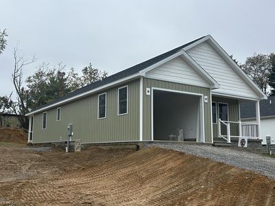 145 Country Ln