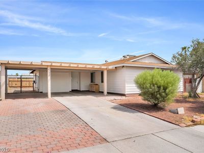 4672 Rita Dr