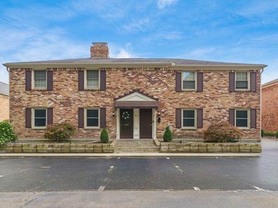 911 Manor Ln Unit J