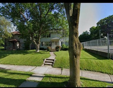 542 Pierce Ave
