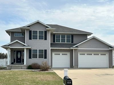 Property at 414 Limerick Dr, Jesup, IA