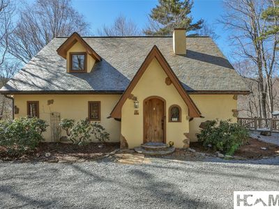 34 Red Cedar Court