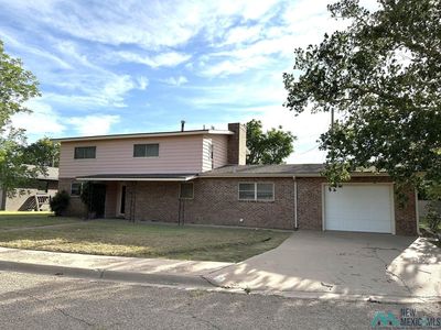 204 Floyd Golden Cir