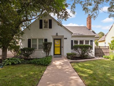 871 Sherwood Ave