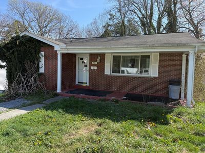 521 Orchard Ave
