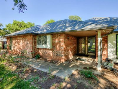 1404 Oak Dr