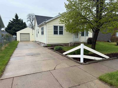 1911 W 2nd