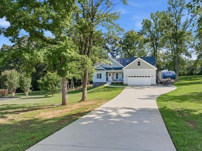 77 Hicks Rd