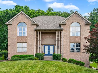 Property at 114 Oakview Dr, Cranberry Township, PA
