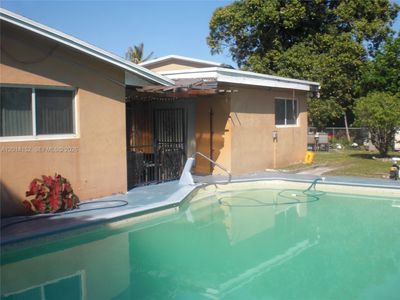 6270 NW 18th St
