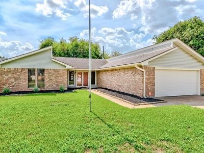 751 Sierra Dr
