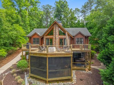 36 Sheffield Ln E