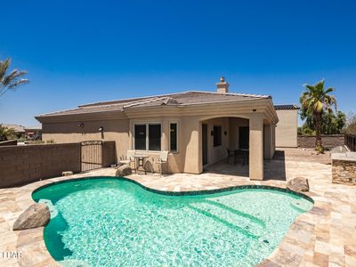 677 Grand Island Cir