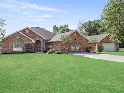 7715 Royal Oak Ln