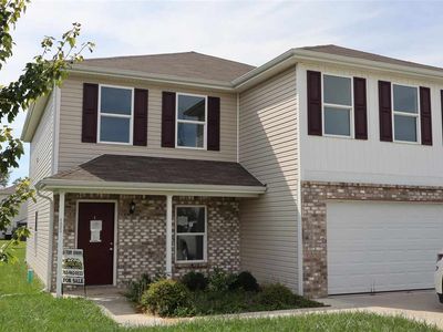 105 W Kenna Ln