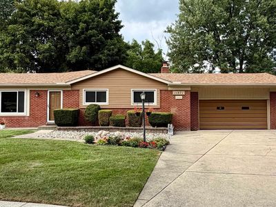 11971 Fairview Dr