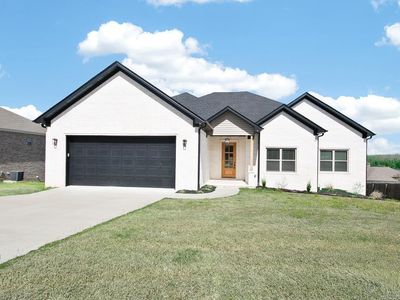 1593 Vista Dr