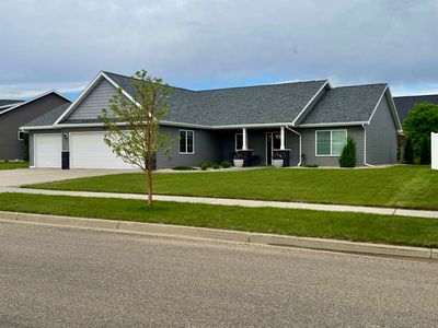 1617 Valley Bluffs Dr
