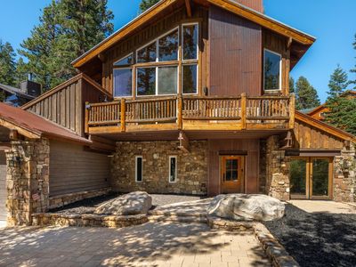 464 Canyon Blvd