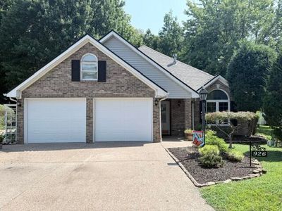 926 Stonebrook Dr